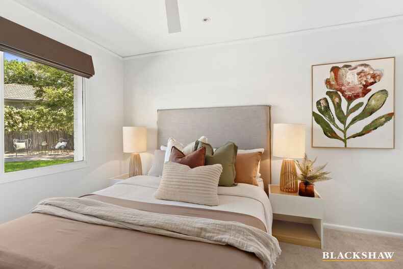 2 Crowther Place Curtin