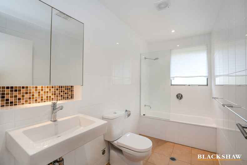 1/11 Cordeaux Street Duffy