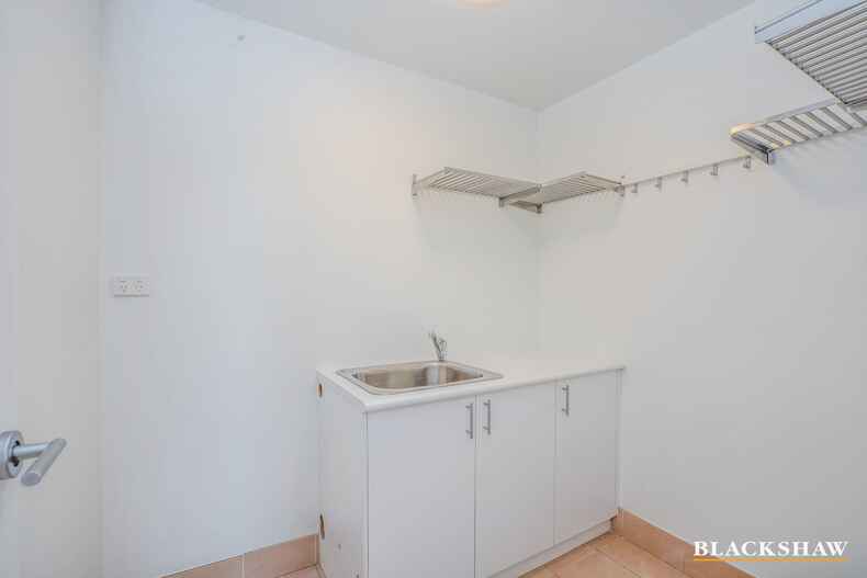 1/11 Cordeaux Street Duffy