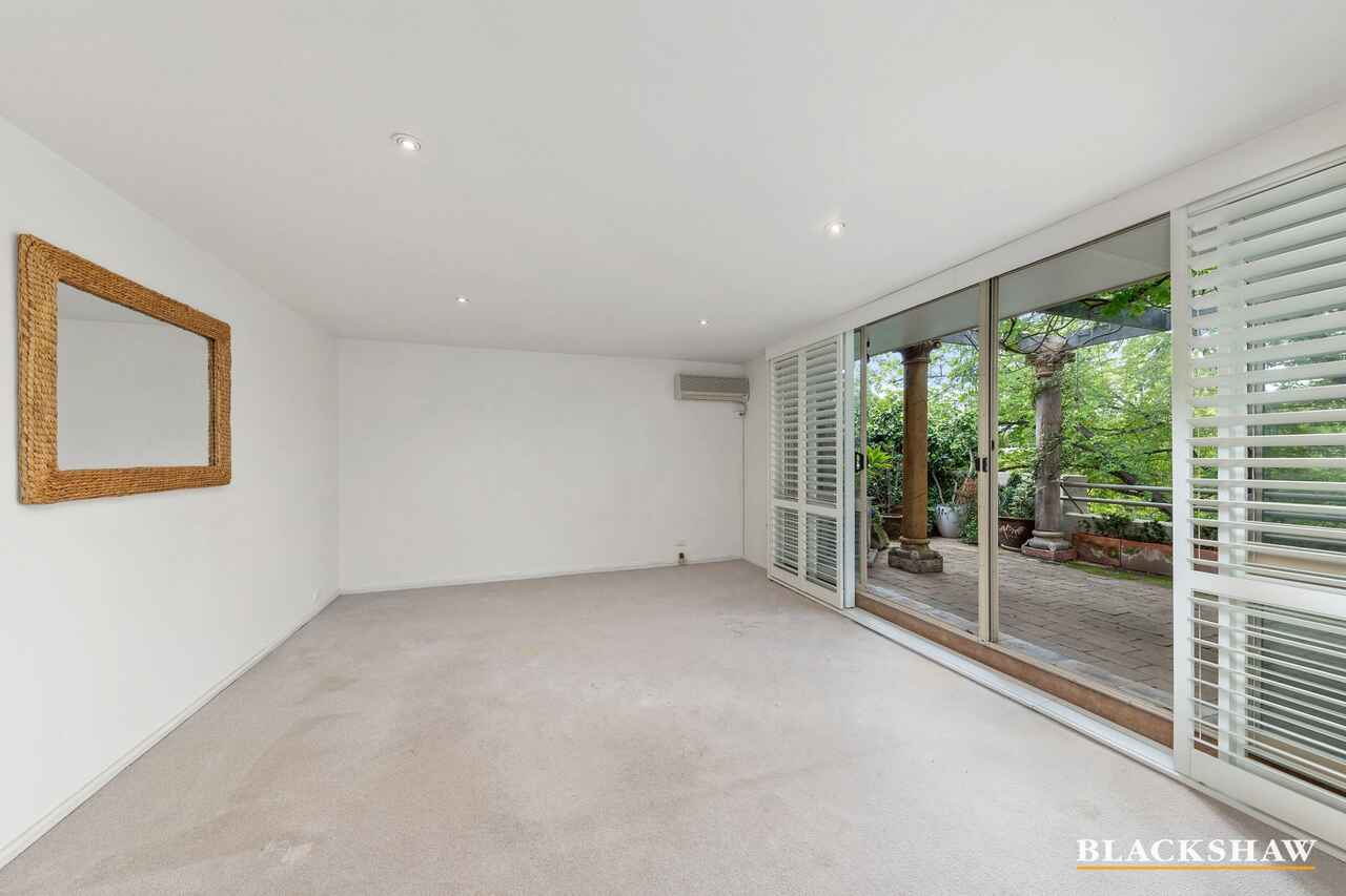 11/26 Macquarie Street Barton