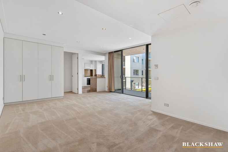 151/15 Coranderrk Street City