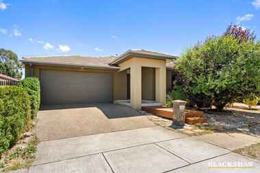 10 Dorothy Green Crescent Franklin