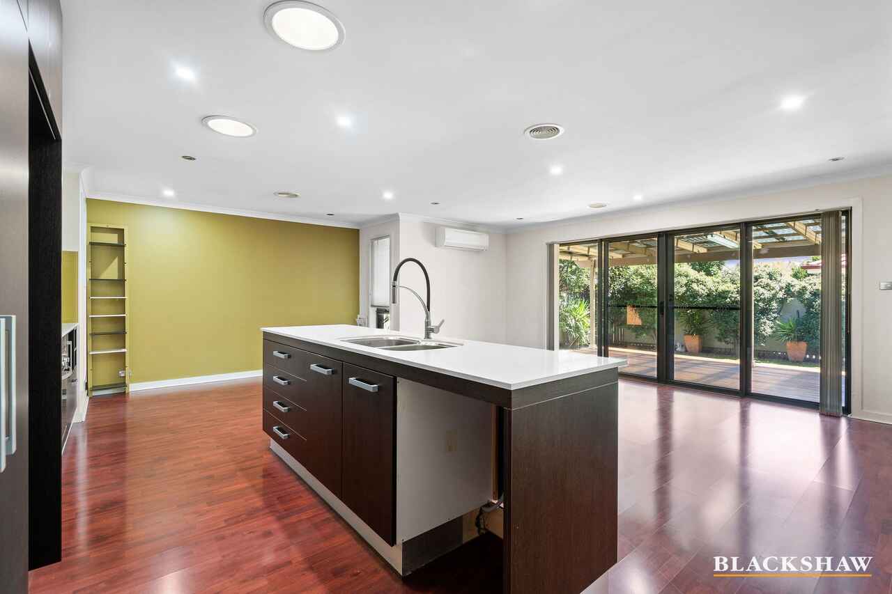 10 Dorothy Green Crescent Franklin