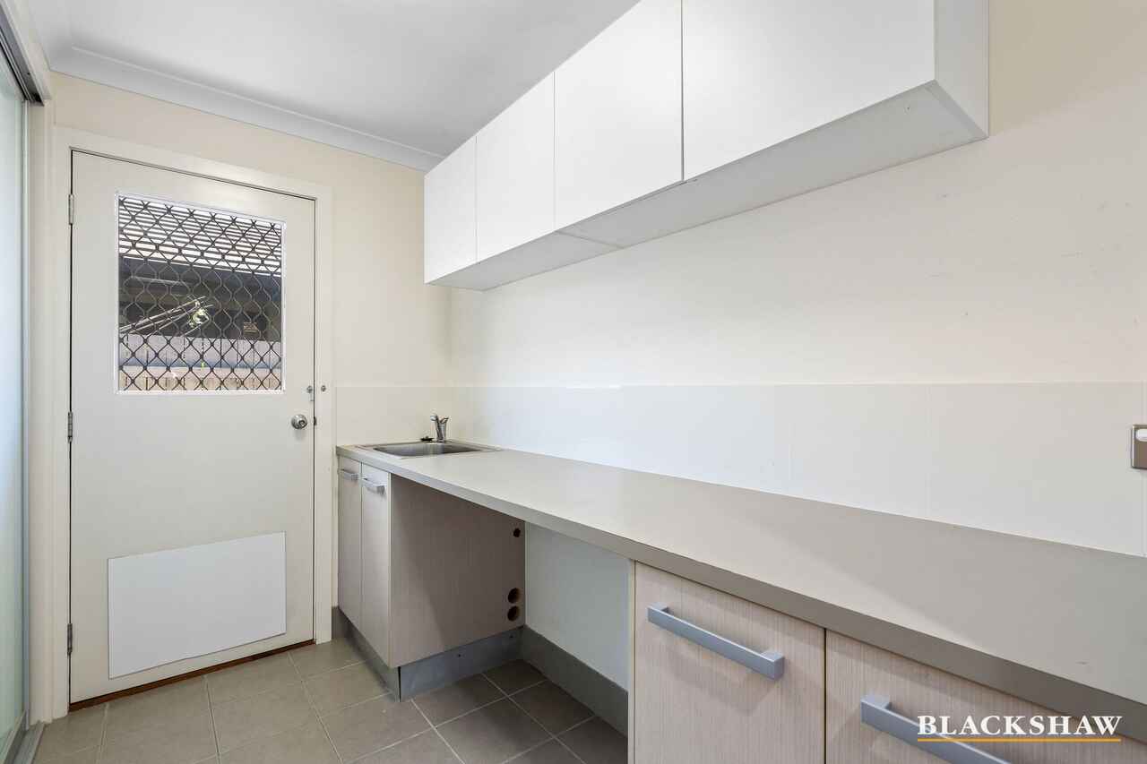 10 Dorothy Green Crescent Franklin