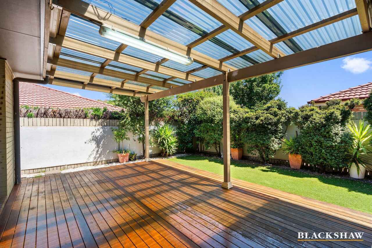 10 Dorothy Green Crescent Franklin