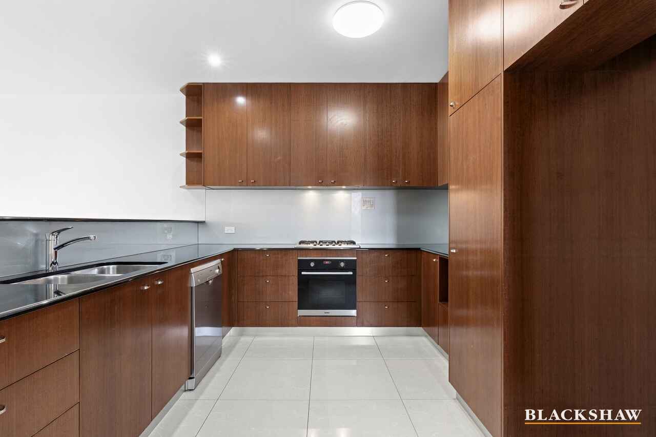 4/80 Newdegate Street Deakin