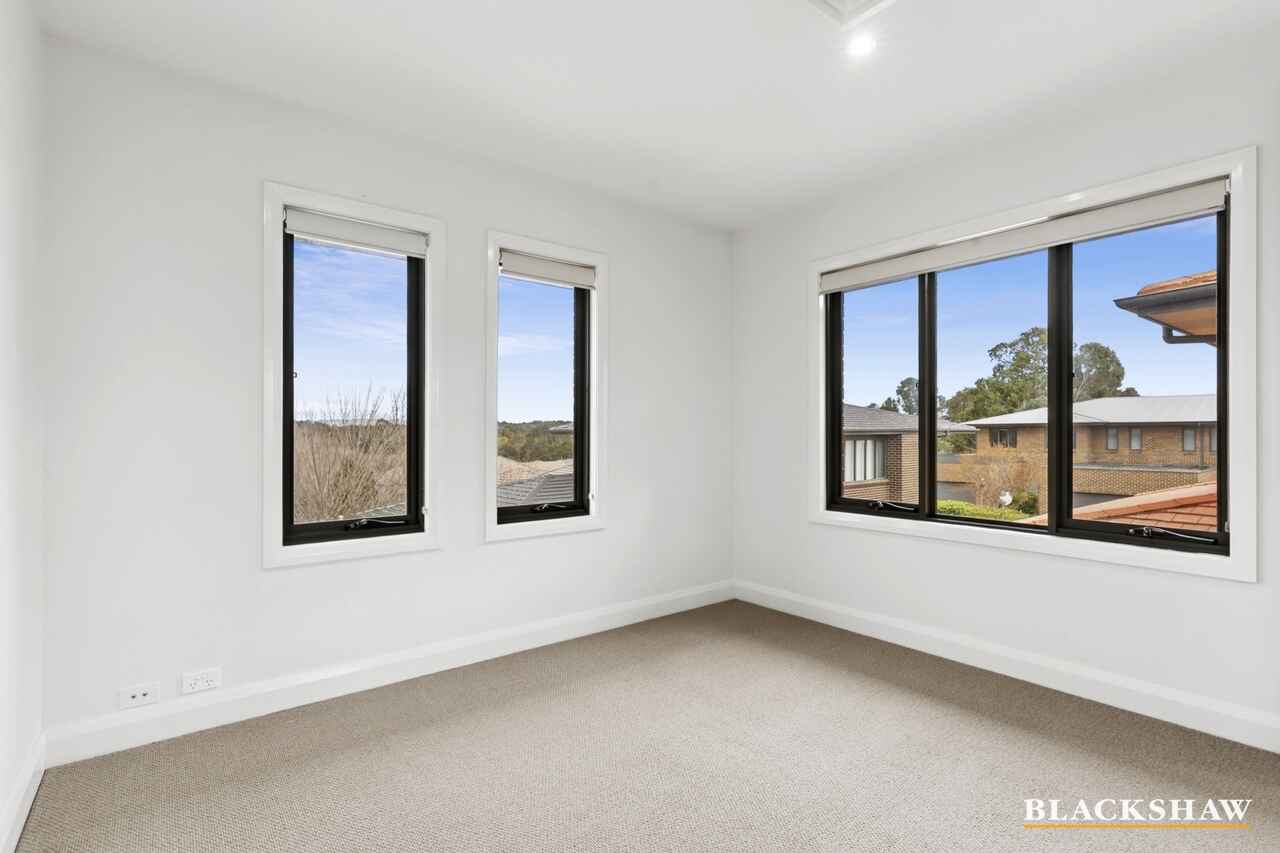 4/80 Newdegate Street Deakin