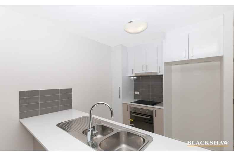 8/170 Flemington Road Harrison