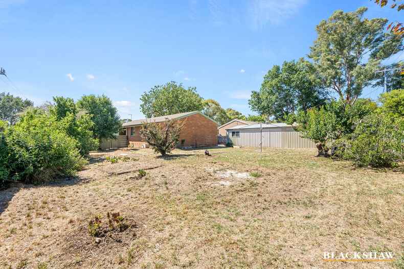 84 Chirnside Circuit Kambah