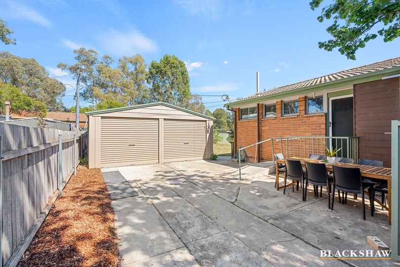 84 Chirnside Circuit Kambah