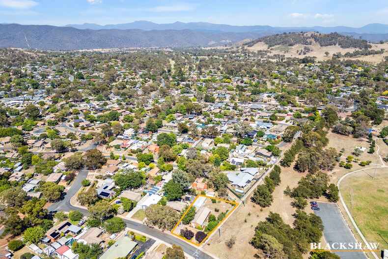 84 Chirnside Circuit Kambah