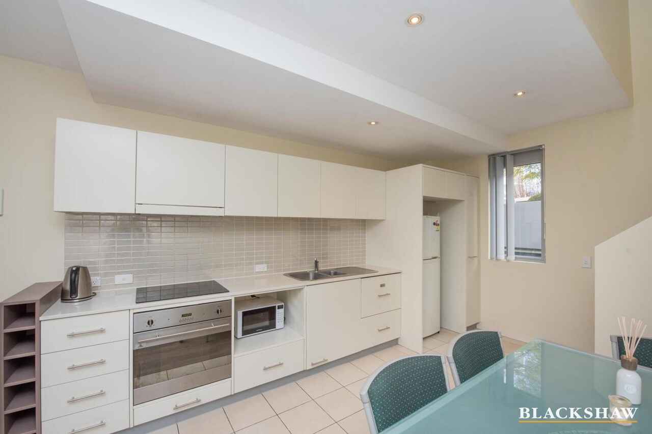 8/60 Callum Street Phillip