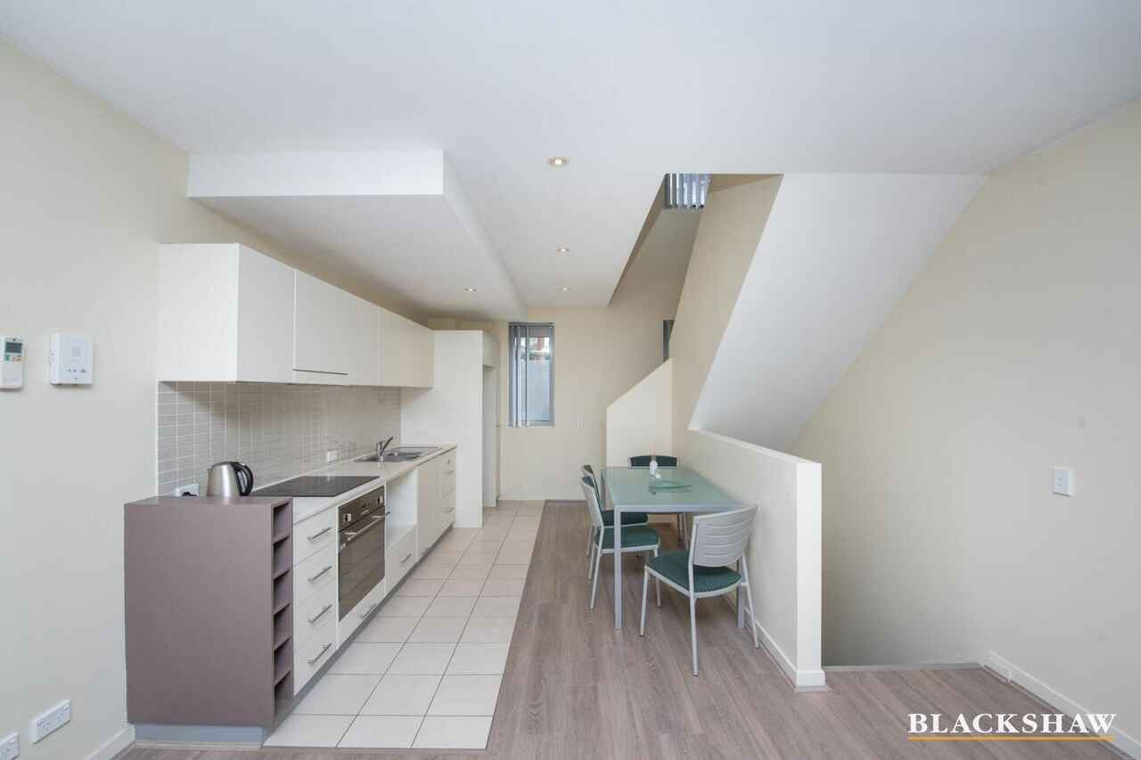 8/60 Callum Street Phillip