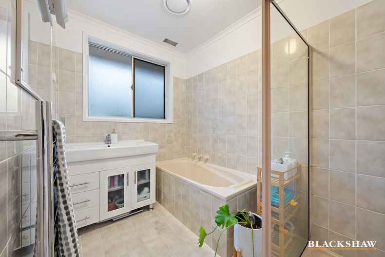 8 Morton Street Weetangera