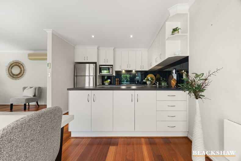 68 Hallen Close Phillip