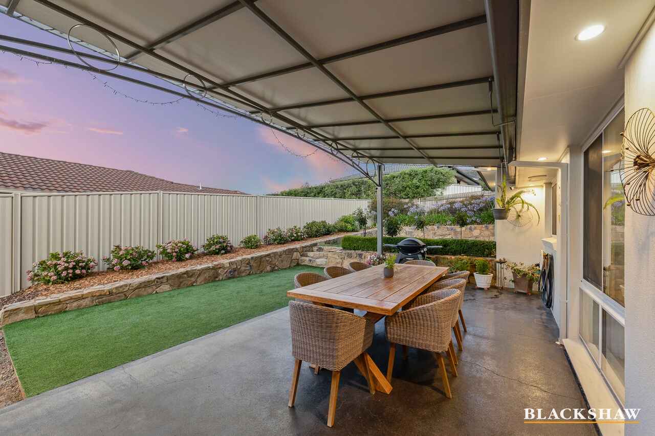 9 Booderee Place Banks