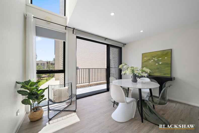 44/135 Easty Street Phillip