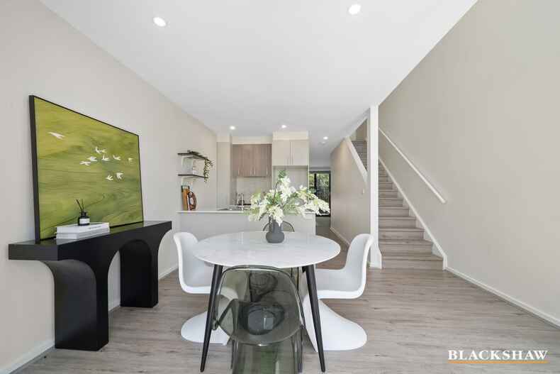 44/135 Easty Street Phillip