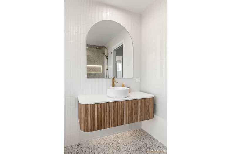 63 Osburn Drive Macgregor 63 Osburn Drive Macgregor