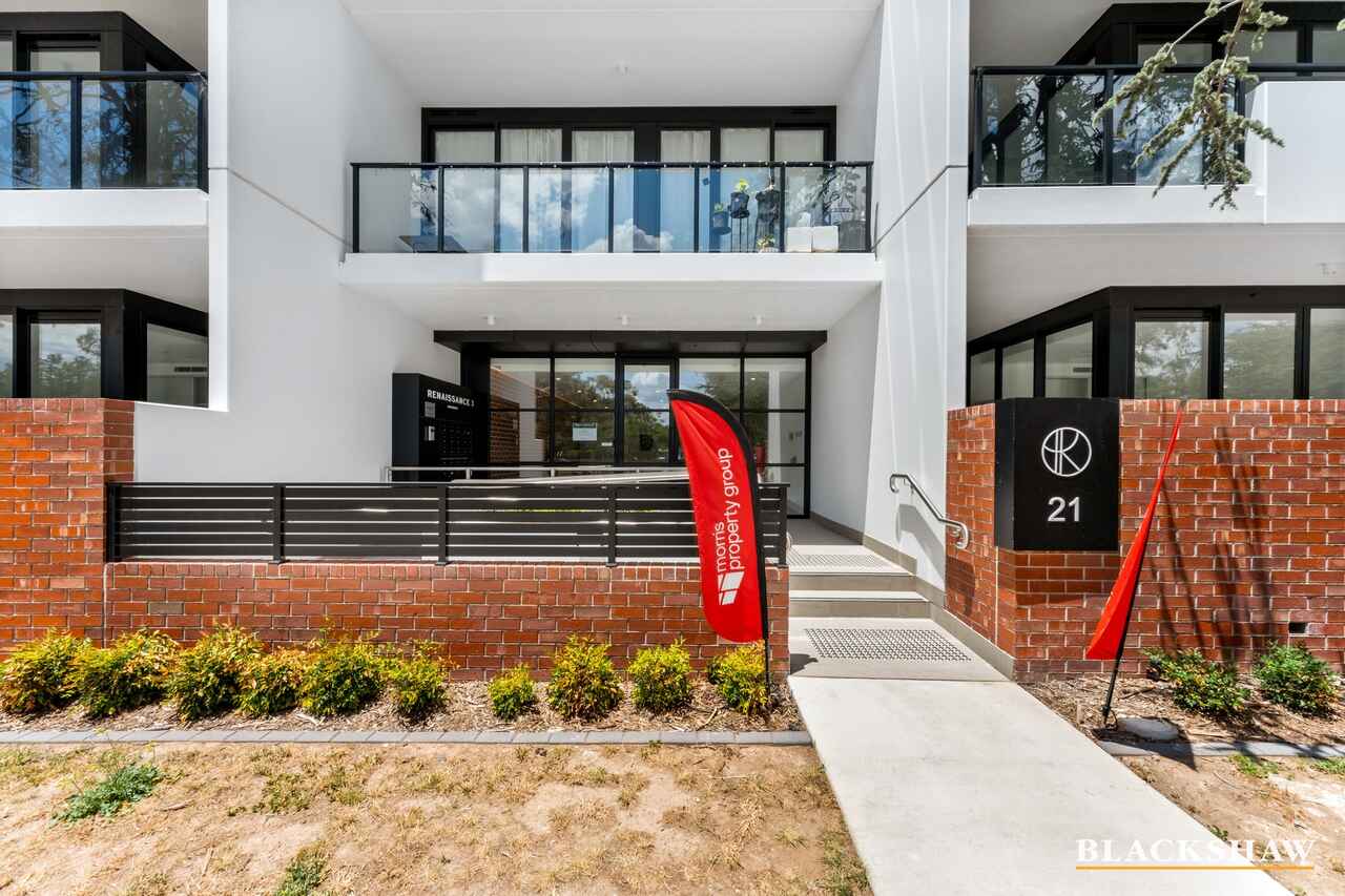 212/21 Captain Cook Crescent Griffith