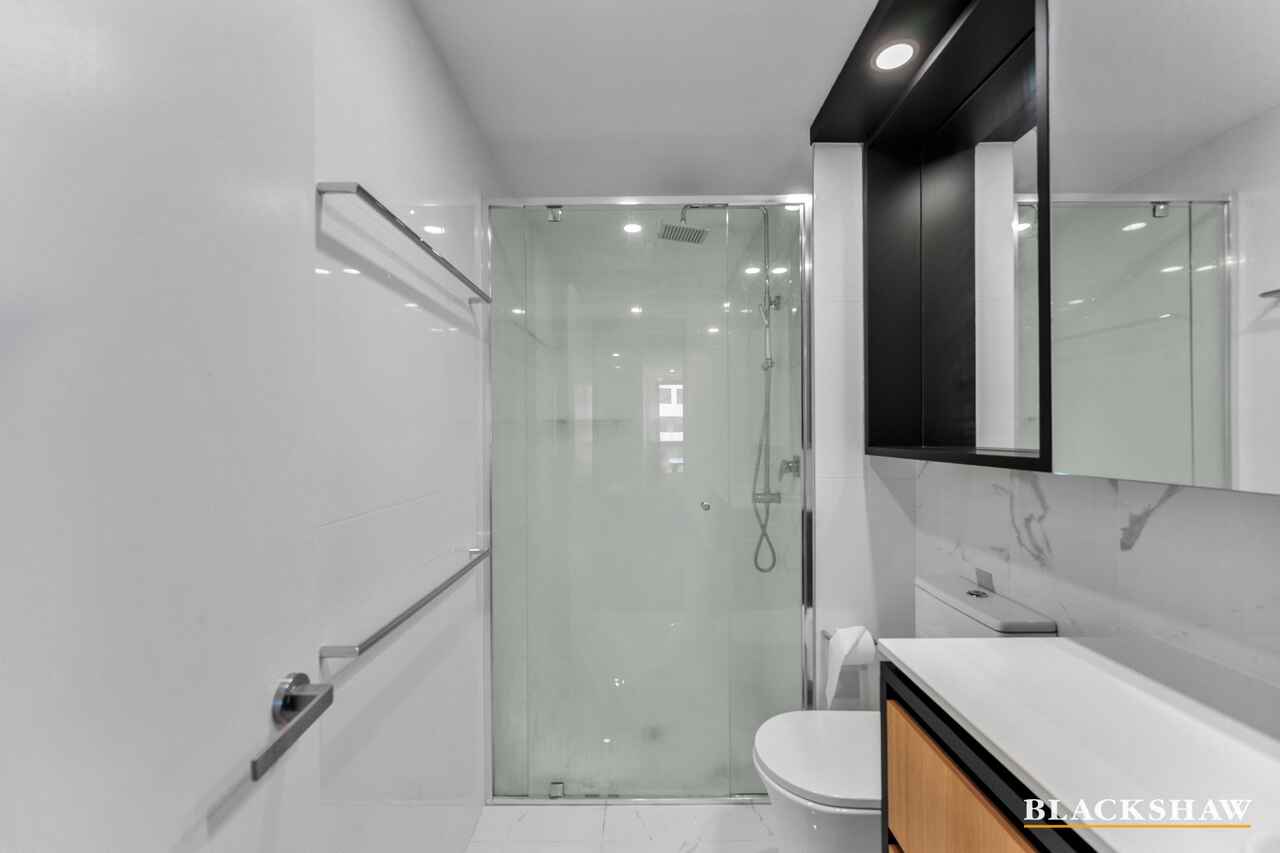 12/20 Allara Street City