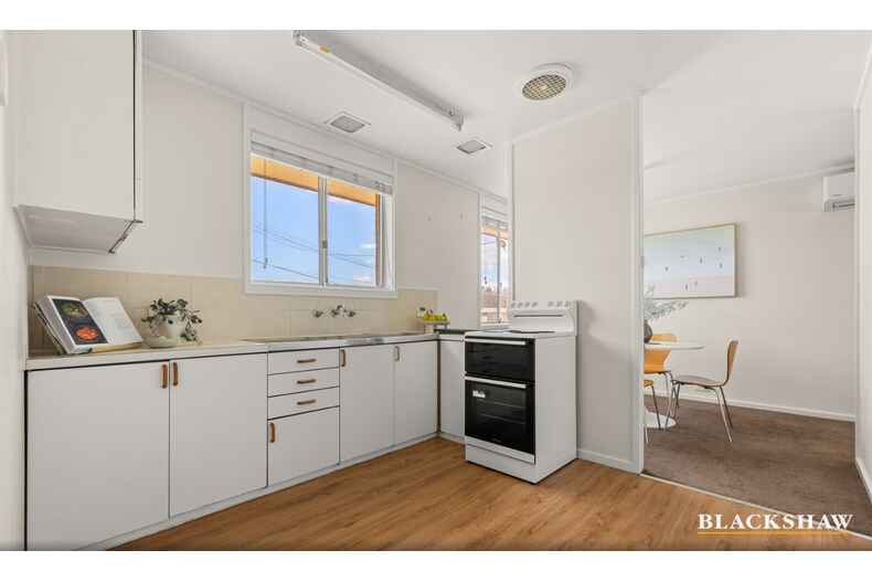 8 Graham Street Macgregor