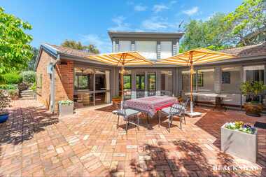 9 Johnston Street Narrabundah