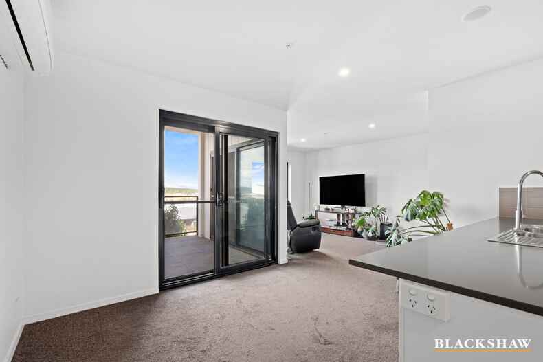 20/200 John Gorton Drive Coombs