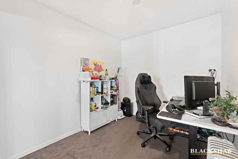 20/200 John Gorton Drive Coombs