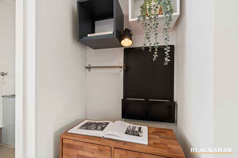 3/50 Peter Cullen Way  Wright