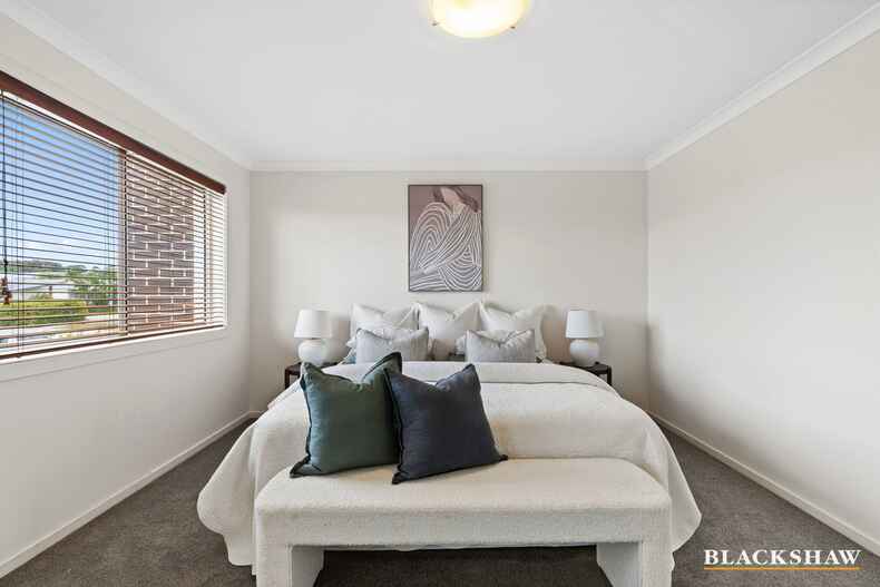 3/50 Peter Cullen Way  Wright