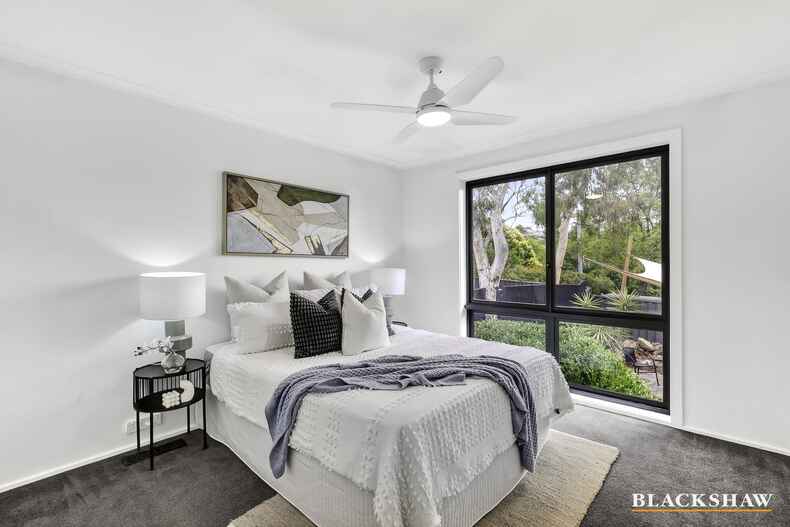 8 De Smet Place Fraser