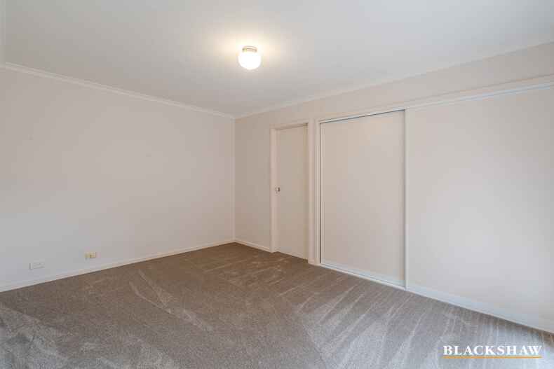 39 Britten-Jones Drive  Holt