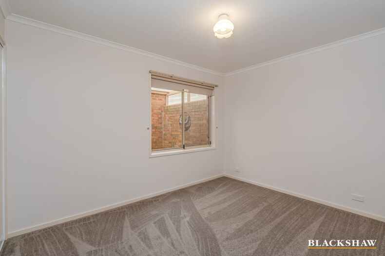 39 Britten-Jones Drive  Holt