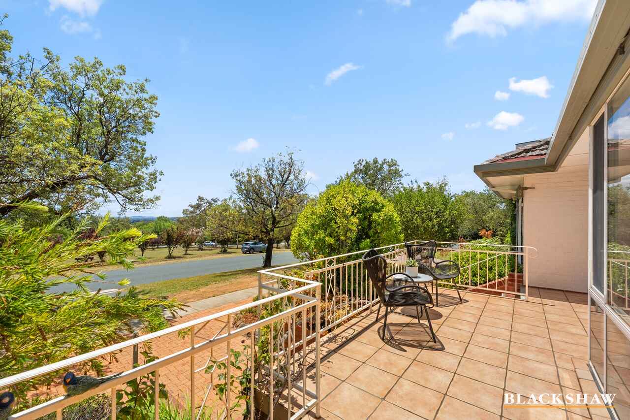 12 Caley Crescent Narrabundah