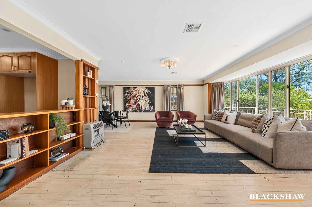 12 Caley Crescent Narrabundah