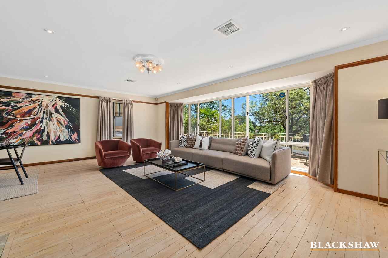 12 Caley Crescent Narrabundah