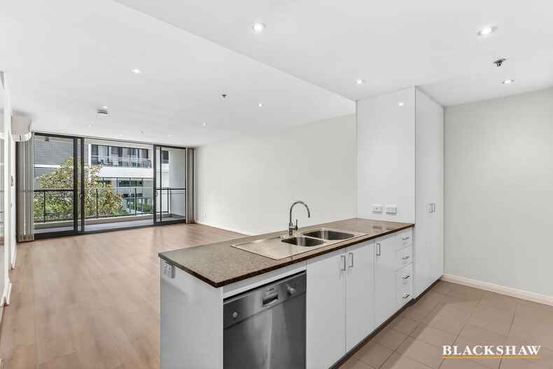 11/1 Mouat Street Lyneham