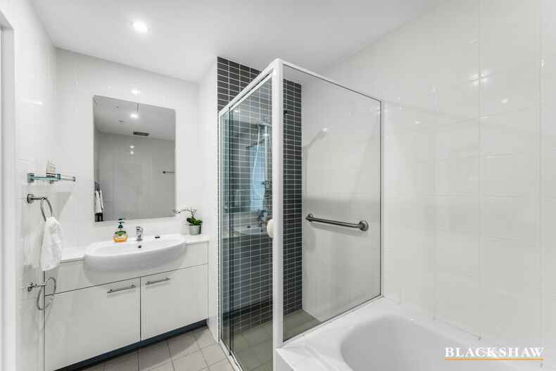 154/98 Corinna Street Phillip