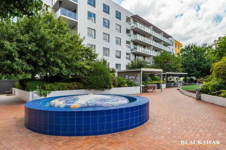 154/98 Corinna Street Phillip