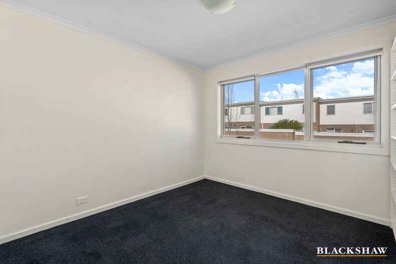 32/1 Arthur Blakeley Way Coombs