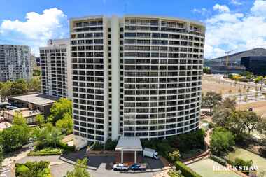 1104/2 Marcus Clarke Street City