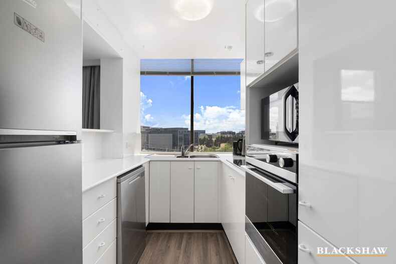 1104/2 Marcus Clarke Street City