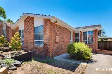 3 Revell Close Gordon