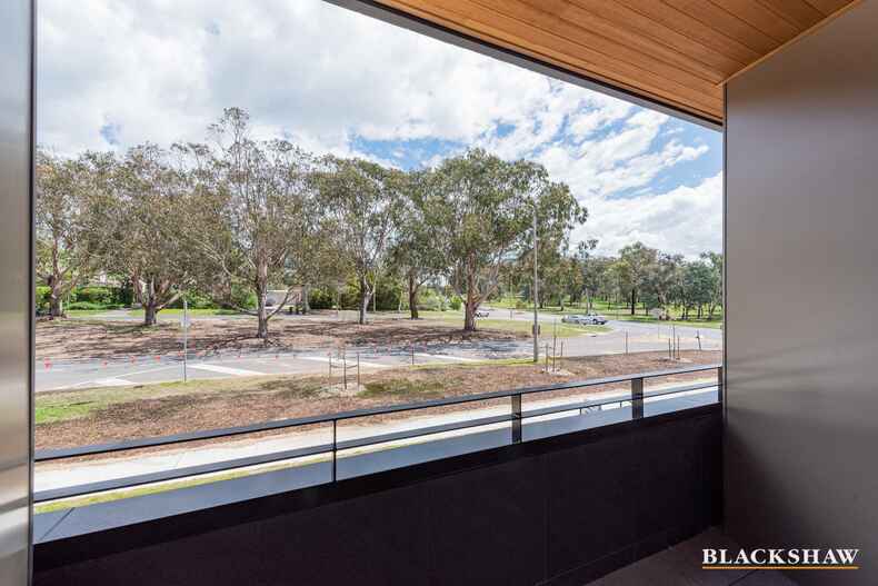 10/7 State Circle Forrest