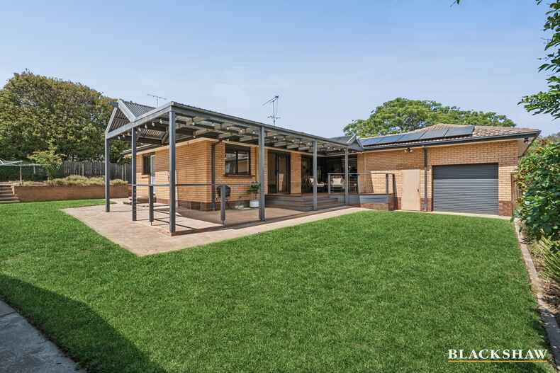 68 Daley Crescent Fraser