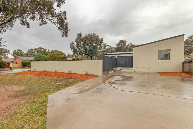 8 Jenner Court Wanniassa