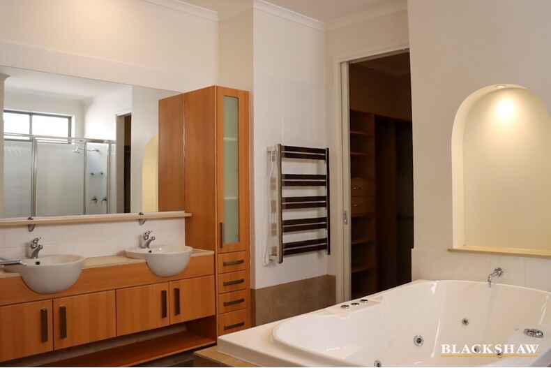 3/5 Foxton Crescent Fadden