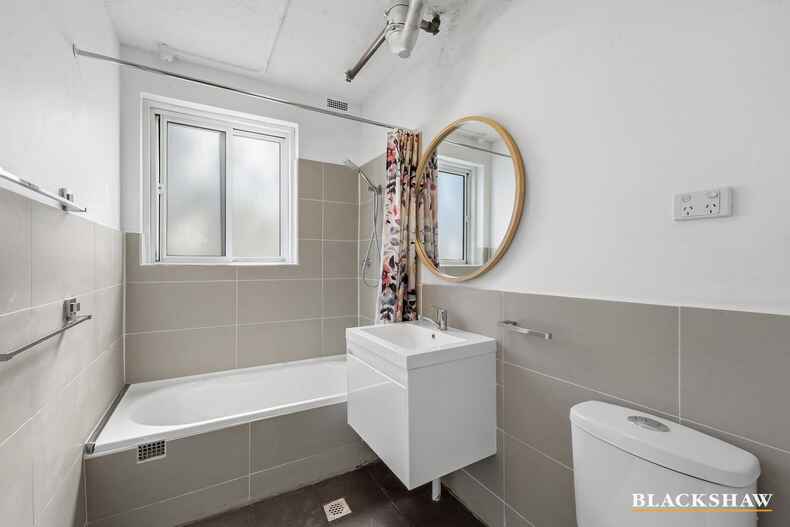 13/3 Waddell Place Curtin