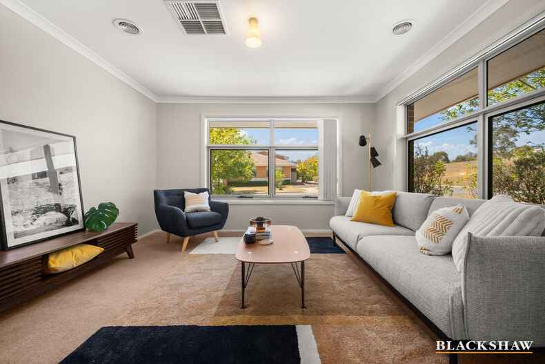 26 Rylstone Crescent Crace 26 Rylstone Crescent Crace